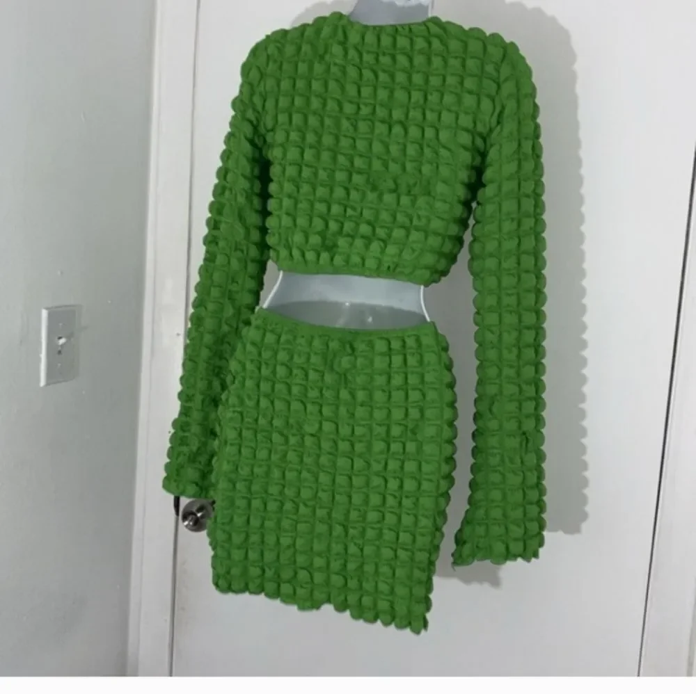N/A stylish green